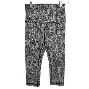 Lululemon Wunder Under Crop (Hi-Rise) Miss Mosaic Black Womens Size 8